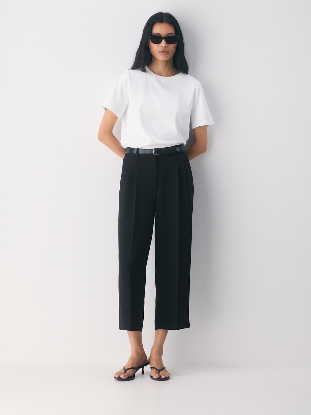 Aritzia Wilfred Effortless Cropped Trouser Black Size 8